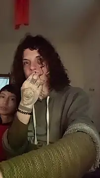 Snapshot of SuccubusTatuada chatting on October 21, 2025, 2:51 pm SuccubusTatuada online show from October 21, 2025, 2:51 pm