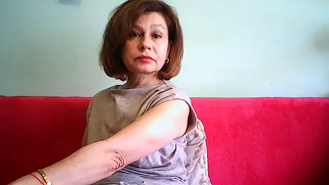 Mat Elenore online show from June 7, 2026, 8:07 am