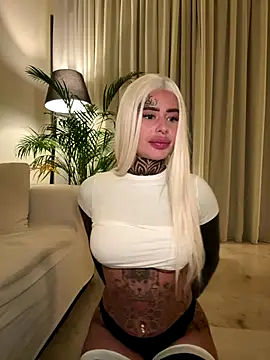 Snapshot of bambixboo chatting on October 8, 2025, 7:55 pm bambixboo online show from October 8, 2025, 7:55 pm