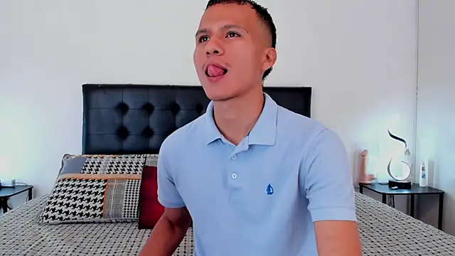 Snapshot of jaylen_and_duke chatting on February 18, 2025, 11:11 am jaylen and duke online show from February 18, 2025, 11:11 am