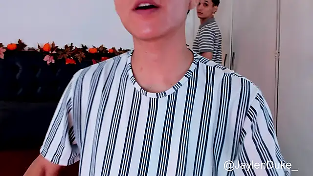 Snapshot of jaylen_and_duke chatting on October 22, 2025, 11:10 am jaylen and duke online show from October 22, 2025, 11:10 am