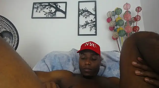 Snapshot of bigcock_latin1 chatting on February 8, 2025, 4:57 am bigcock latin1 online show from February 8, 2025, 4:57 am