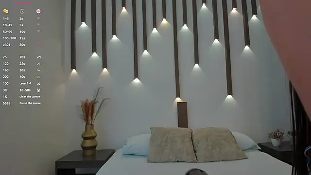 megan cooper28 online show from November 10, 2025, 7:13 pm