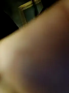 Snapshot of genesis_moretz chatting on April 1, 2026, 5:30 am genesis moretz online show from April 1, 2026, 5:30 am