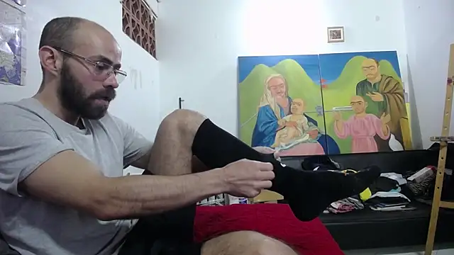 FurryLatinArtist online show from February 18, 2025, 10:38 am