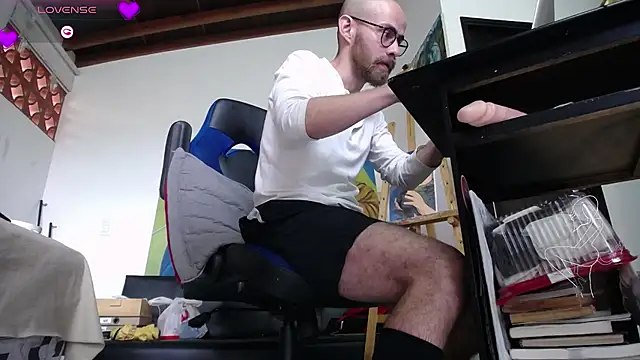 FurryLatinArtist online show from February 25, 2025, 3:16 pm