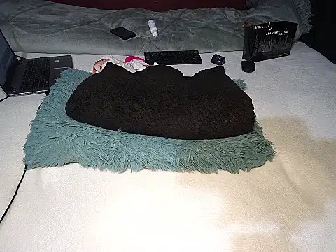 Finito cutie online show from November 10, 2025, 8:46 am