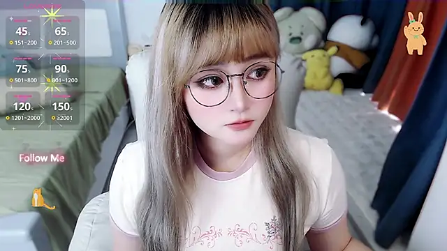 Snapshot of Sweet-18wanwan chatting on September 26, 2025, 3:32 am Sweet-18wanwan online show from September 26, 2025, 3:32 am