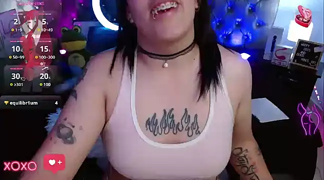 Snapshot of NatalieHarris chatting on February 2, 2025, 1:45 am NatalieHarris online show from February 2, 2025, 1:45 am