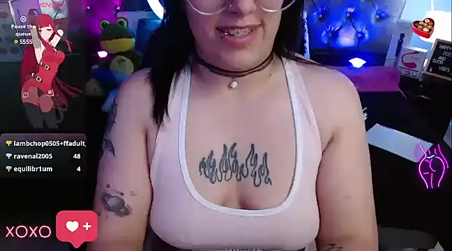 Snapshot of NatalieHarris chatting on February 2, 2025, 5:42 am NatalieHarris online show from February 2, 2025, 5:42 am