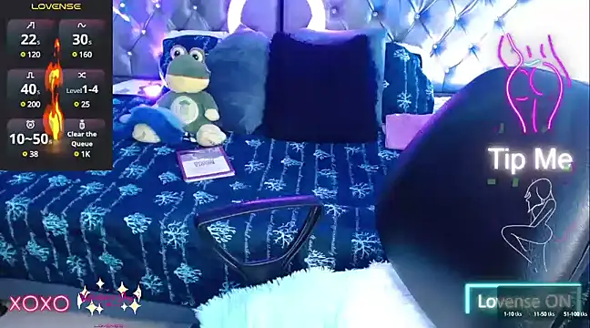 Snapshot of NatalieHarris chatting on March 9, 2025, 7:37 pm NatalieHarris online show from March 9, 2025, 7:37 pm