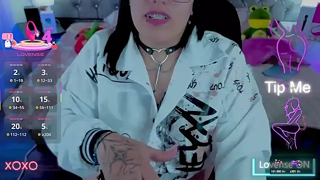 Snapshot of NatalieHarris chatting on September 26, 2025, 12:25 am NatalieHarris online show from September 26, 2025, 12:25 am