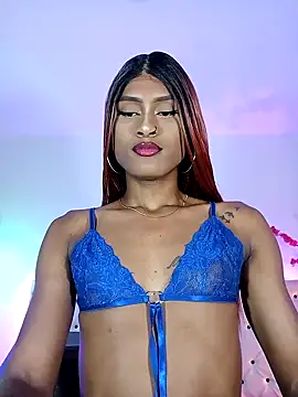 Snapshot of Elektra_Queen chatting on January 14, 2025, 1:38 pm Elektra Queen online show from January 14, 2025, 1:38 pm