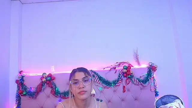 Little Cuttie  online show from December 28, 2024, 4:30 am