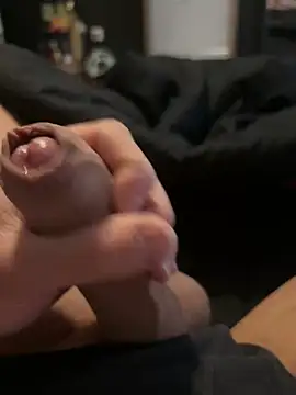 Snapshot of fuckdollflo chatting on February 24, 2025, 8:49 am fuckdollflo online show from February 24, 2025, 8:49 am