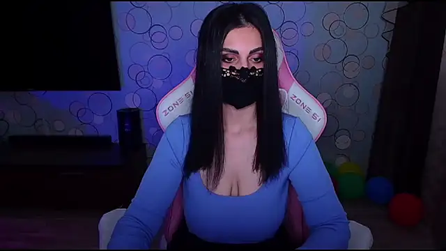 Snapshot of __Yasmina__ chatting on April 5, 2026, 4:53 am Yasmina online show from April 5, 2026, 4:53 am