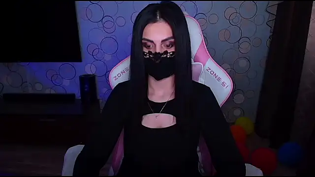 Snapshot of __Yasmina__ chatting on April 7, 2026, 4:57 am Yasmina online show from April 7, 2026, 4:57 am