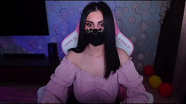 Snapshot of __Yasmina__ chatting on April 13, 2026, 5:24 am Yasmina online show from April 13, 2026, 5:24 am