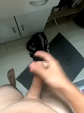 Mecchaud06 online show from October 6, 2025, 5:10 pm