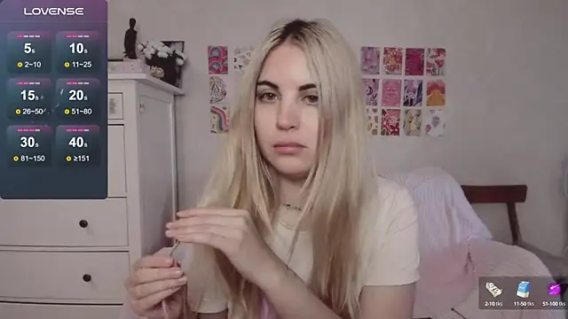 Snapshot of pawpaws chatting on September 24, 2025, 6:39 am pawpaws online show from September 24, 2025, 6:39 am