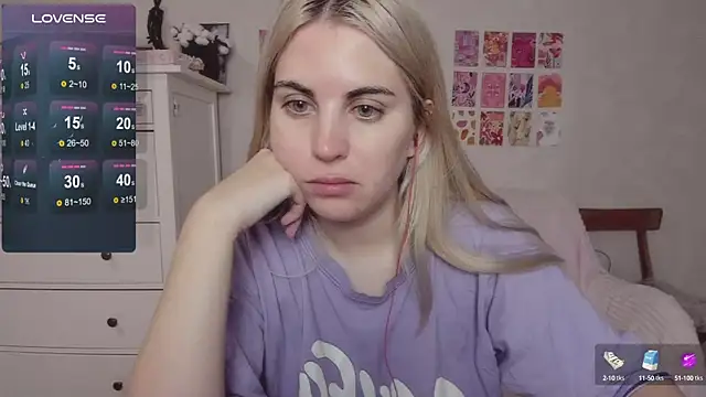 Snapshot of pawpaws chatting on October 3, 2025, 6:21 am pawpaws online show from October 3, 2025, 6:21 am