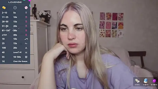 Snapshot of pawpaws chatting on October 5, 2025, 7:17 am pawpaws online show from October 5, 2025, 7:17 am