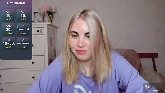 Snapshot of pawpaws chatting on October 20, 2025, 11:10 am pawpaws online show from October 20, 2025, 11:10 am