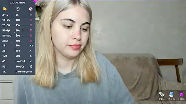 Snapshot of pawpaws chatting on October 24, 2025, 8:00 am pawpaws online show from October 24, 2025, 8:00 am