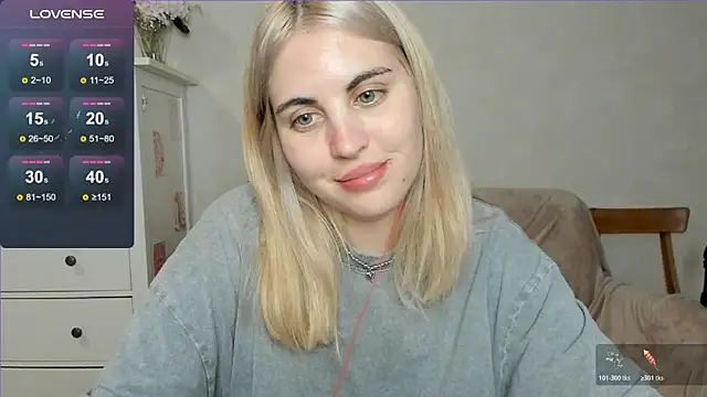 Snapshot of pawpaws chatting on October 26, 2025, 10:32 am pawpaws online show from October 26, 2025, 10:32 am