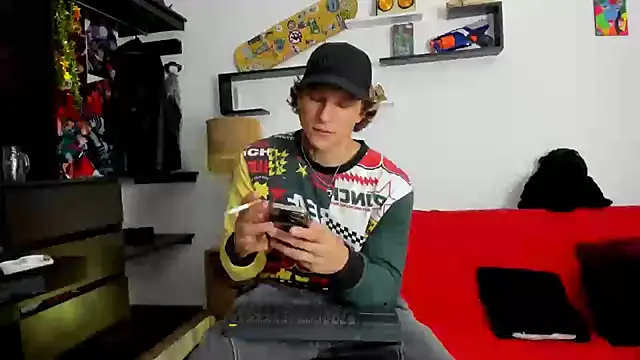 Tom Krakow online show from February 26, 2025, 7:49 pm