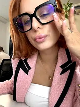 Snapshot of Hii_Lolla chatting on September 26, 2025, 6:06 am Hii Lolla online show from September 26, 2025, 6:06 am