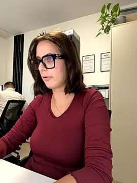 Snapshot of Hii_Lolla chatting on October 27, 2025, 11:36 am Hii Lolla online show from October 27, 2025, 11:36 am