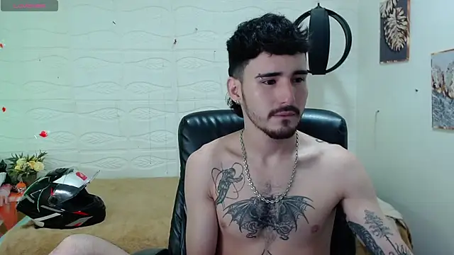 DmitriSanders online show from December 11, 2024, 11:43 pm