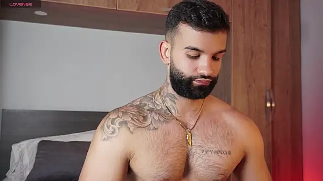 MarkHazze online show from September 29, 2025, 12:16 am