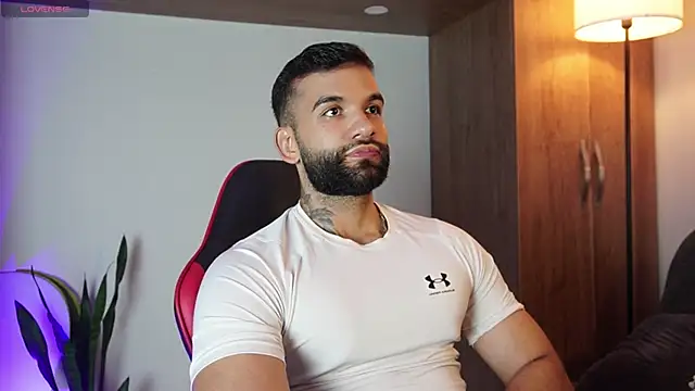 MarkHazze online show from November 8, 2025, 10:19 pm