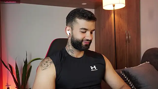 MarkHazze online show from November 11, 2025, 9:48 pm