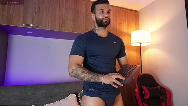 MarkHazze online show from January 6, 2026, 11:18 pm