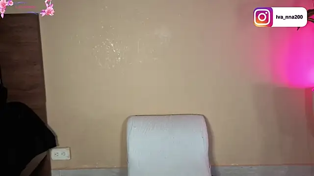 Snapshot of Ivanna_Diamon chatting on March 22, 2026, 3:21 am Ivanna Diamon online show from March 22, 2026, 3:21 am