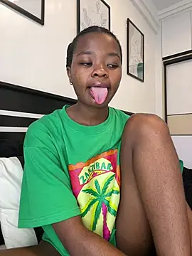 Grusha19 online show from April 22, 2026, 9:33 am