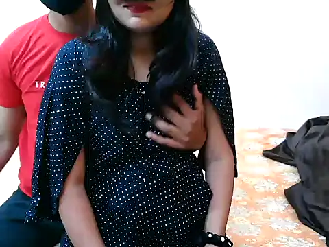 Snapshot of Queen_savi chatting on January 1, 2025, 3:24 pm Queen savi online show from January 1, 2025, 3:24 pm