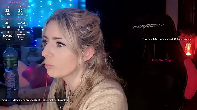 Lisaonthemoon online show from May 9, 2026, 4:34 pm