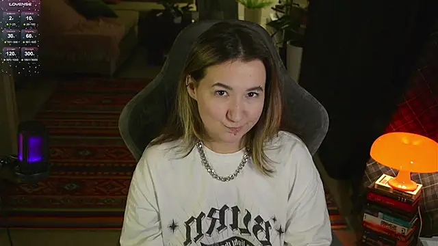 Snapshot of Megan__Hart chatting on February 26, 2025, 1:21 am Megan Hart online show from February 26, 2025, 1:21 am