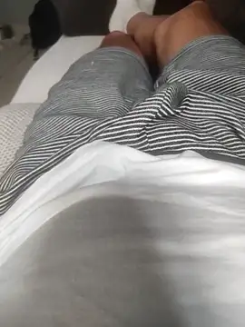 dredre1069 online show from December 19, 2025, 1:51 pm