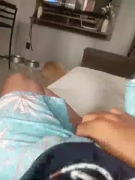 dredre1069 online show from December 22, 2025, 6:49 pm