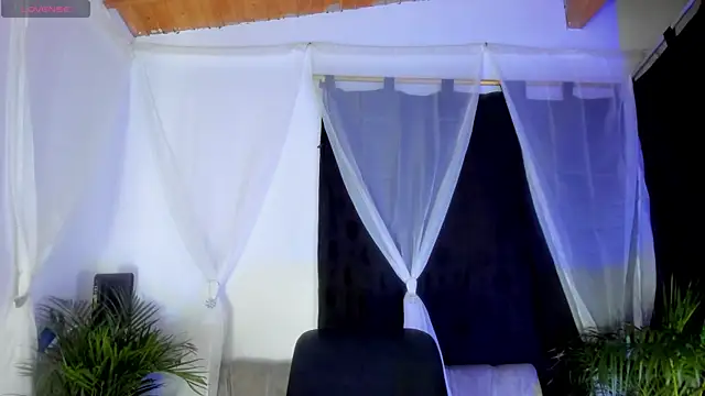 Snapshot of esteveen_ortegas_ chatting on September 20, 2025, 7:53 am esteveen ortegas  online show from September 20, 2025, 7:53 am