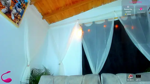 Snapshot of esteveen_ortegas_ chatting on October 13, 2025, 11:27 pm esteveen ortegas  online show from October 13, 2025, 11:27 pm