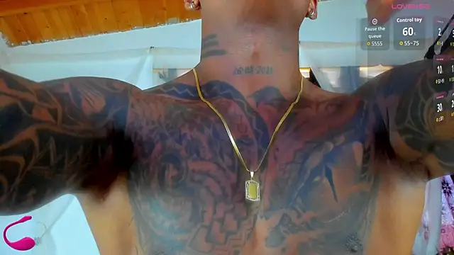 Snapshot of esteveen_ortegas_ chatting on October 14, 2025, 5:25 pm esteveen ortegas  online show from October 14, 2025, 5:25 pm