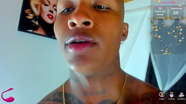 Snapshot of esteveen_ortegas_ chatting on October 25, 2025, 8:36 pm esteveen ortegas  online show from October 25, 2025, 8:36 pm