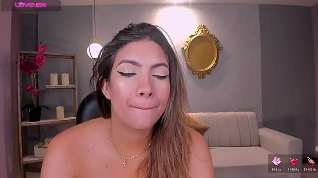 StacyEvansX online show from January 7, 2025, 4:16 pm