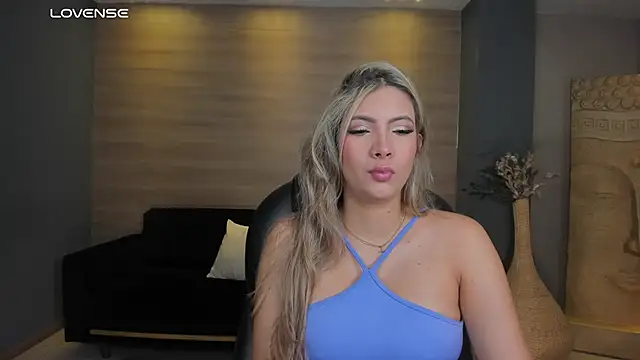 StacyEvansX online show from February 11, 2025, 10:26 am